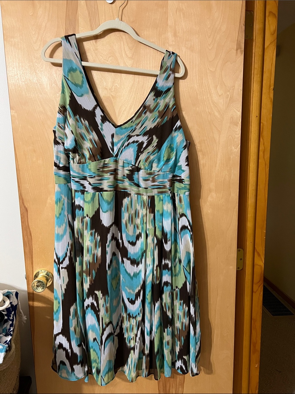 Studio 1940 Teal, Aqua & Brown V-Neck Sleeveless Dress